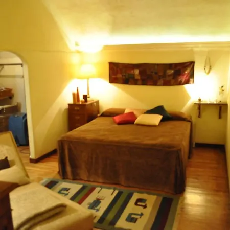Onofrio Flat Roma