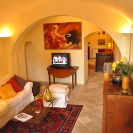 Onofrio Flat Apartment