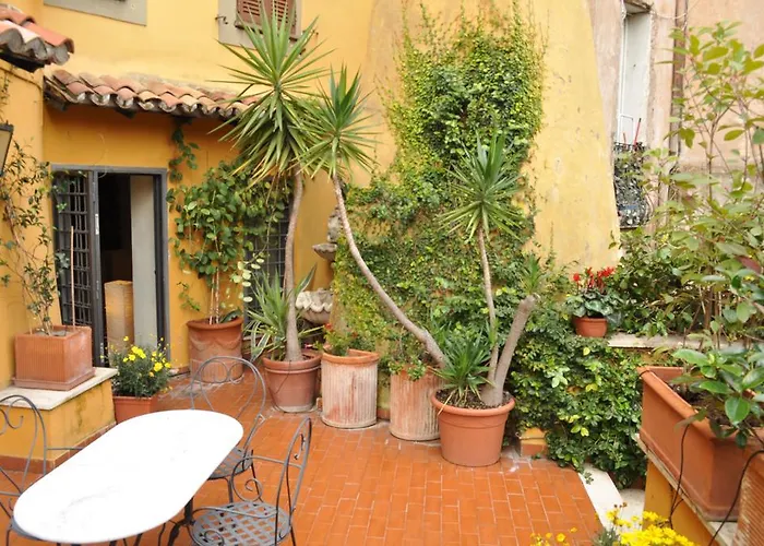 Lejlighed Onofrio Flat