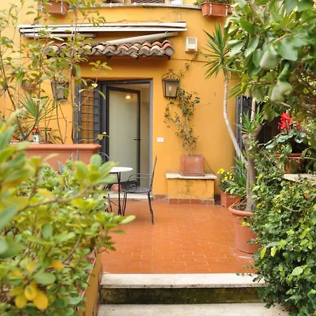 Onofrio Flat * Rome